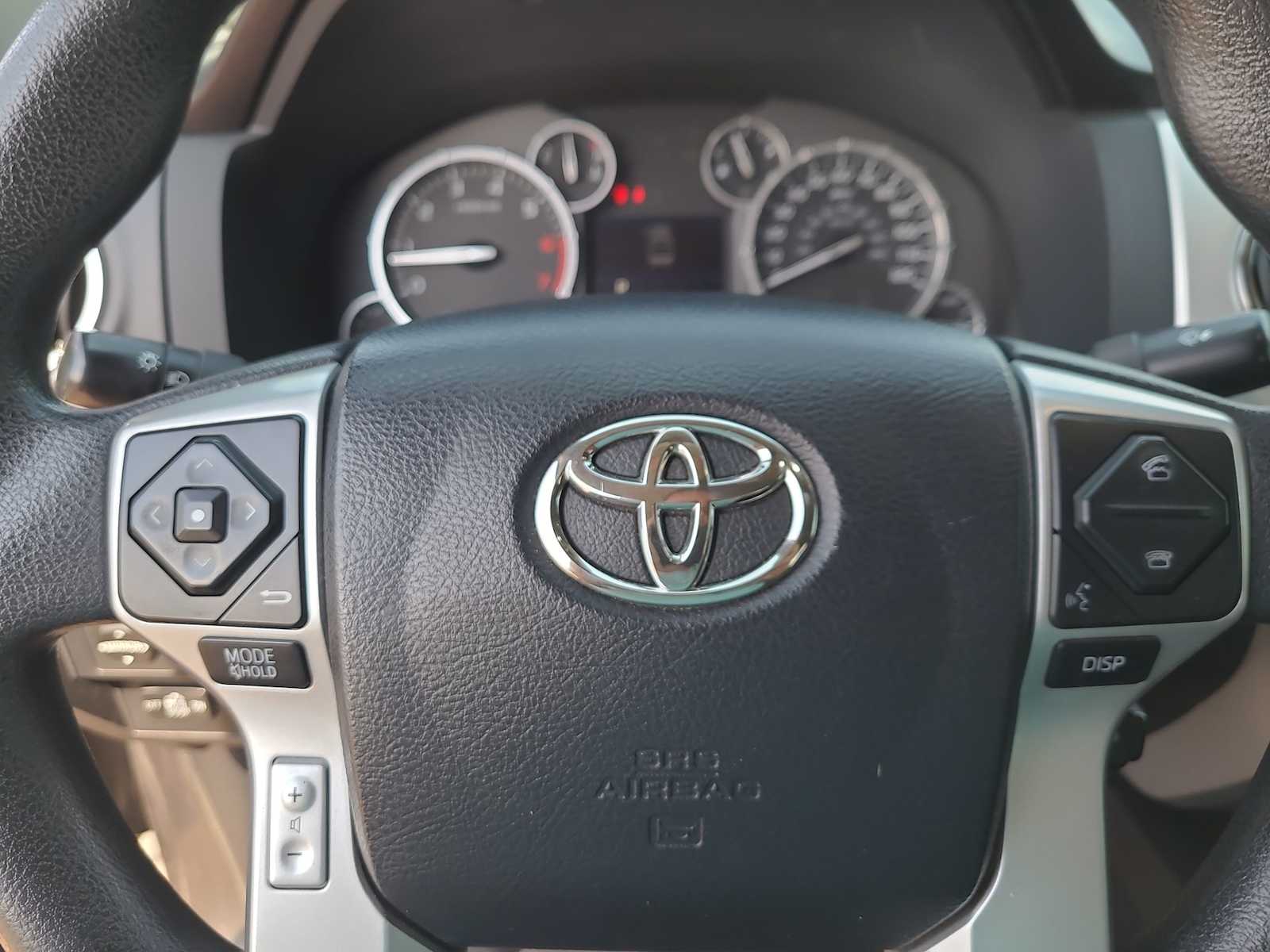Thumbnail: 2016 Toyota Tundra - 23