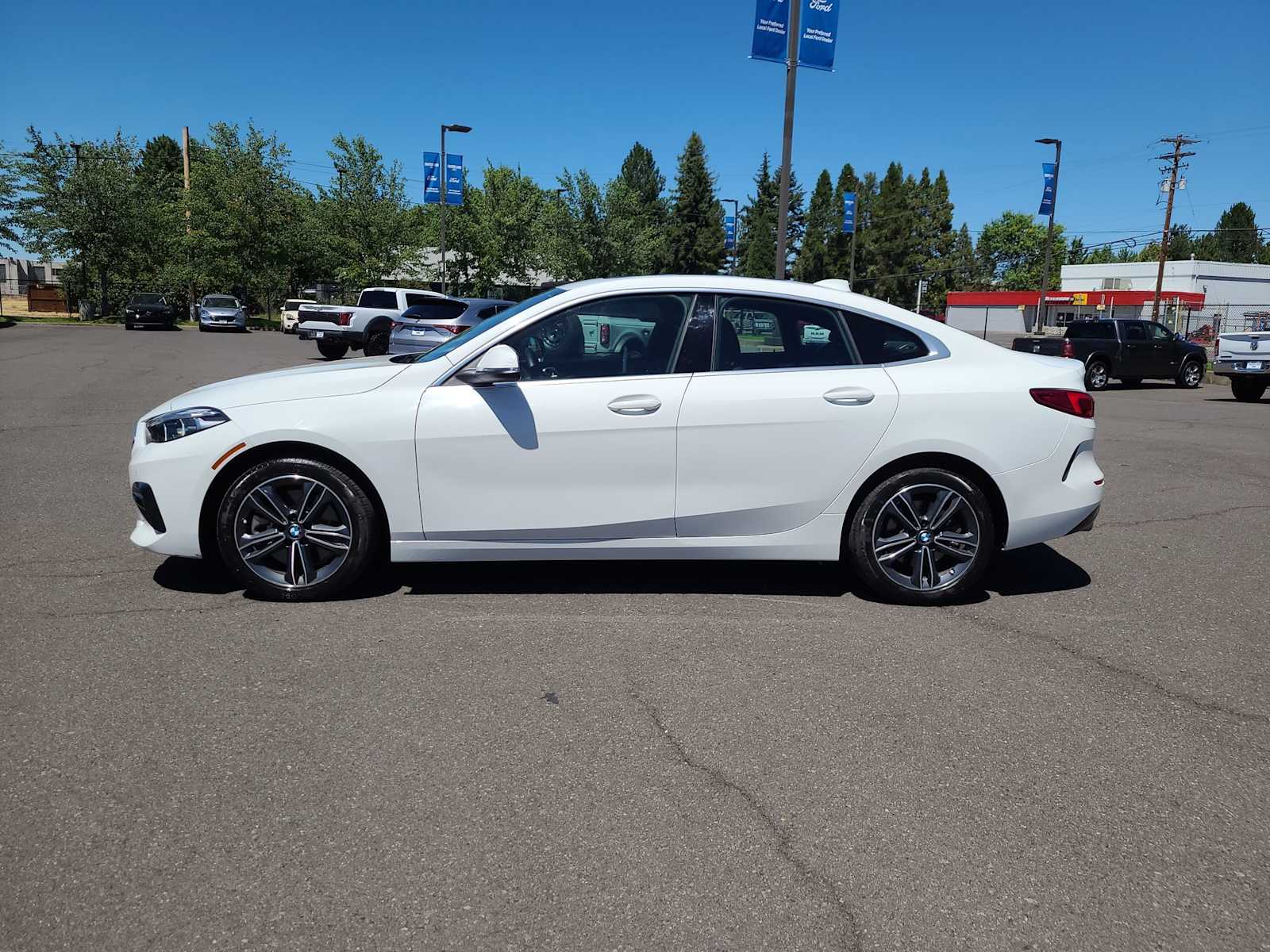 Thumbnail: 2024 BMW 2 Series - 11