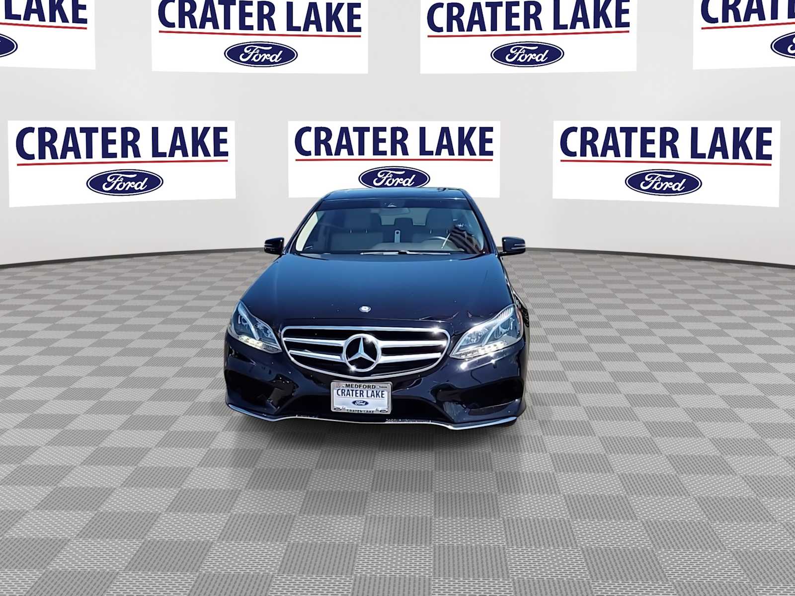 Thumbnail: 2014 Mercedes-Benz E-Class - 3