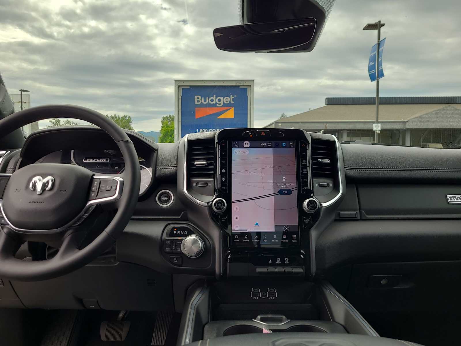 Thumbnail: 2025 RAM 1500 - 18