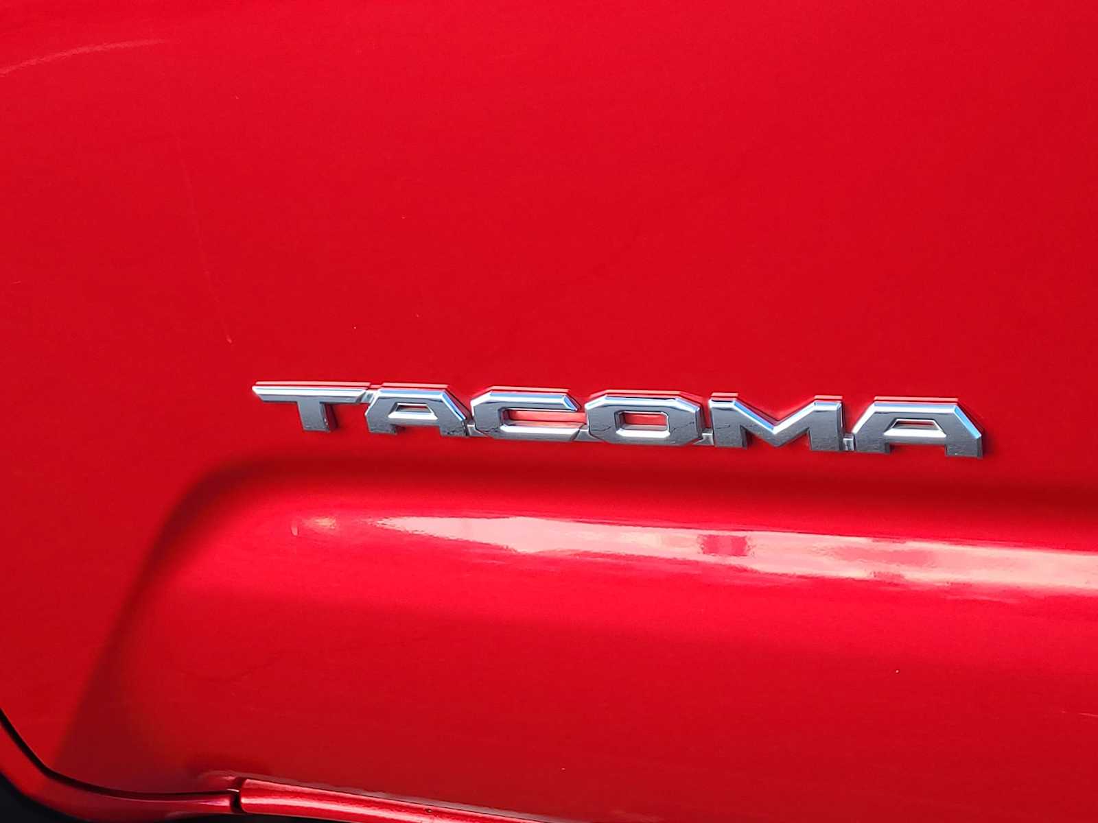 Thumbnail: 2021 Toyota Tacoma - 15