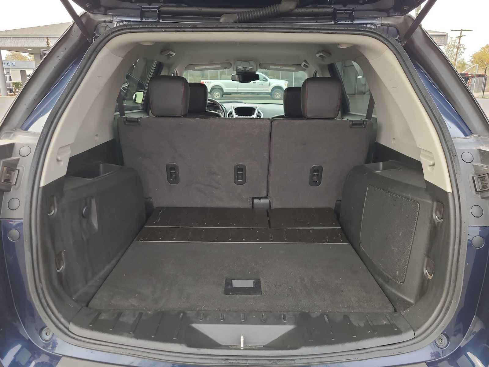 Thumbnail: 2017 GMC Terrain - 27