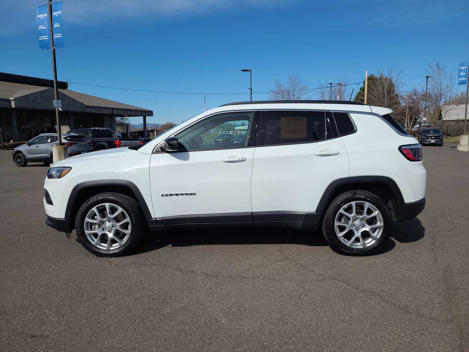 Thumbnail: 2024 Jeep Compass - 11