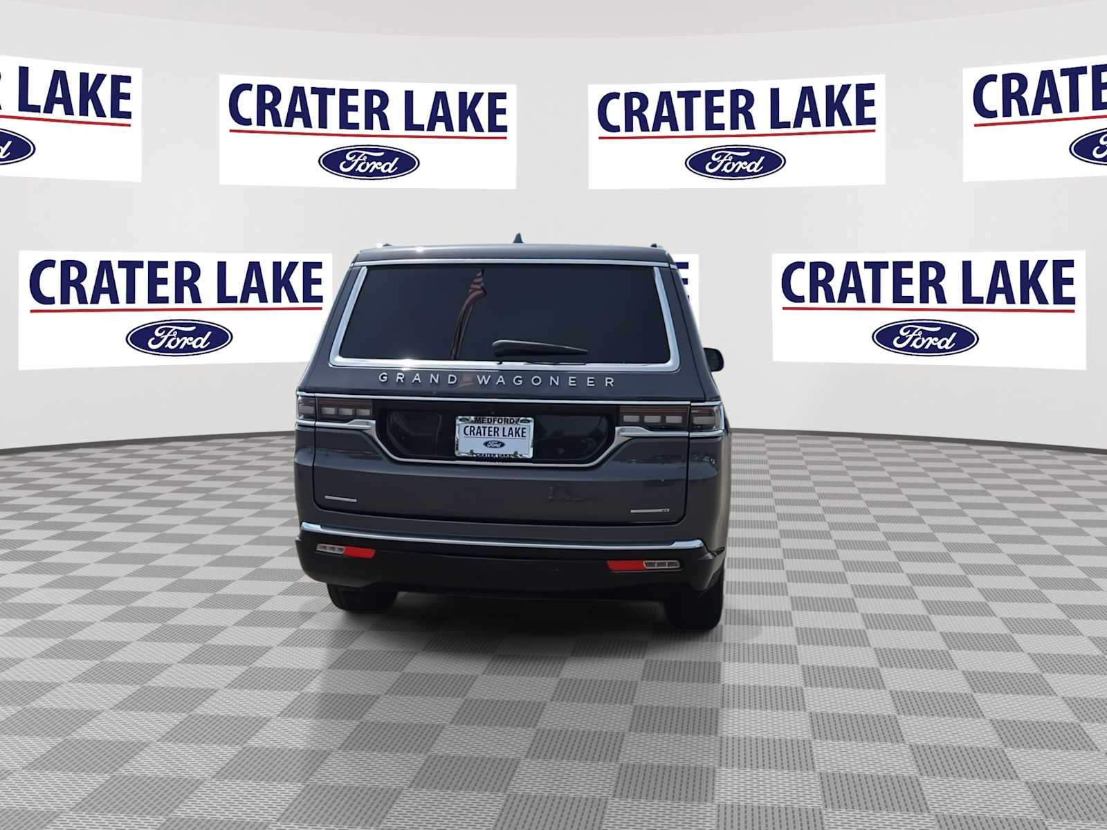 Thumbnail: 2022 Jeep Grand Wagoneer - 7