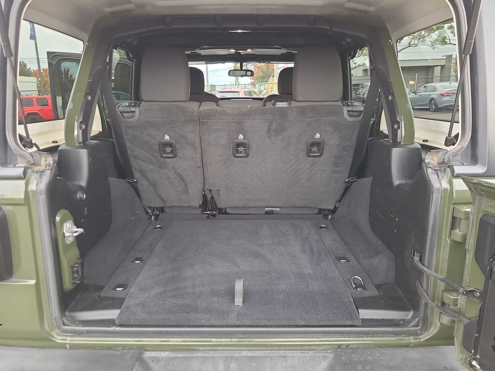 Thumbnail: 2020 Jeep Wrangler - 27