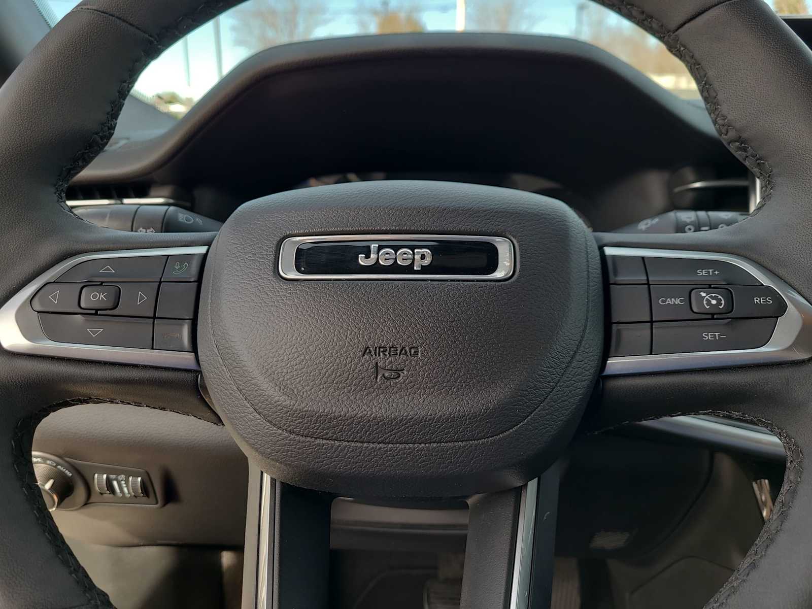 Thumbnail: 2024 Jeep Compass - 23