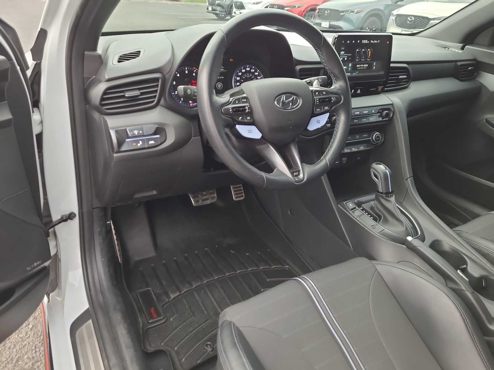 Thumbnail: 2021 Hyundai Veloster - 10