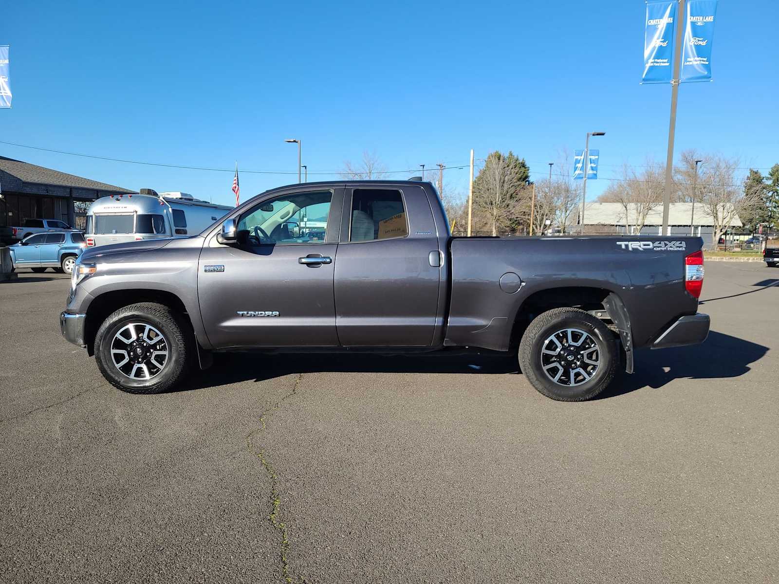 Thumbnail: 2020 Toyota Tundra - 11