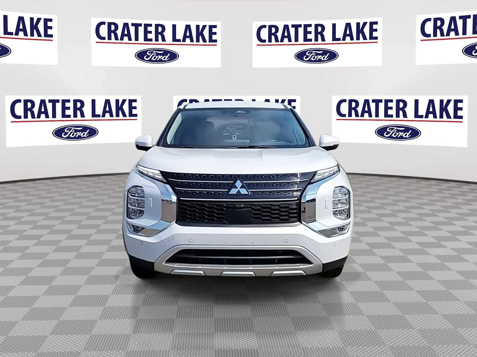 Thumbnail: 2024 Mitsubishi Outlander - 3