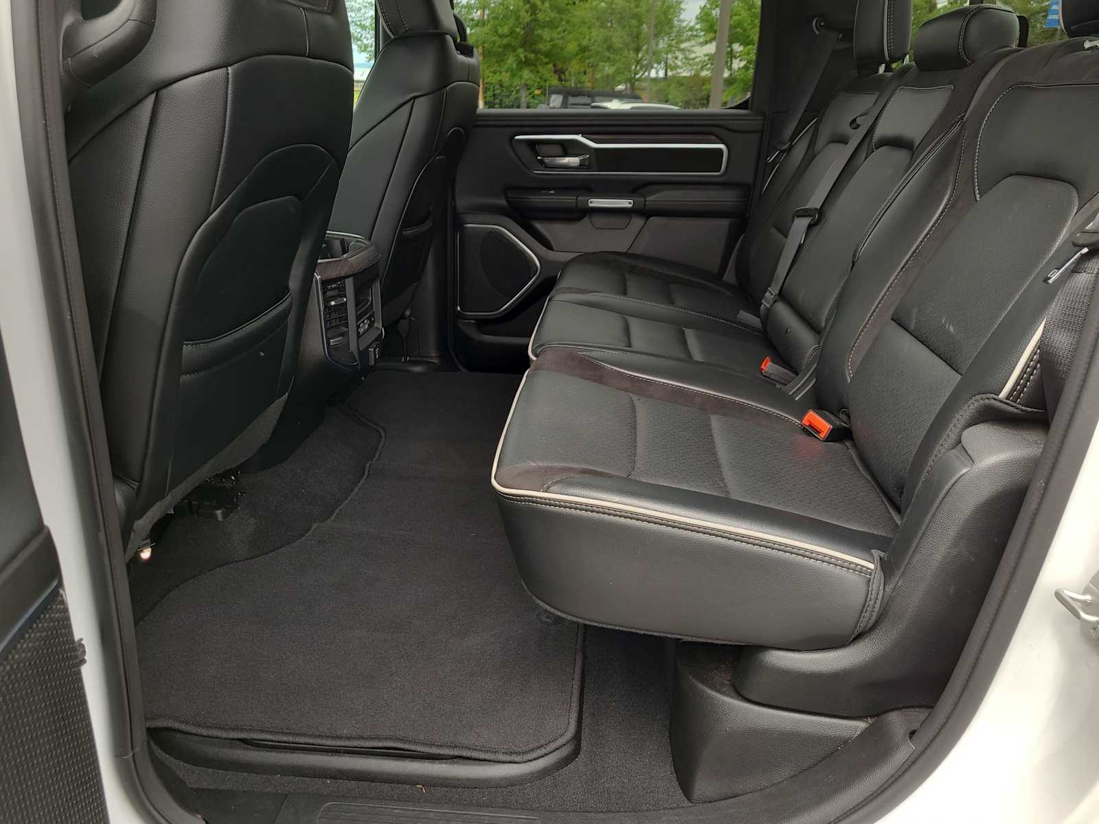 Thumbnail: 2025 RAM 1500 - 21