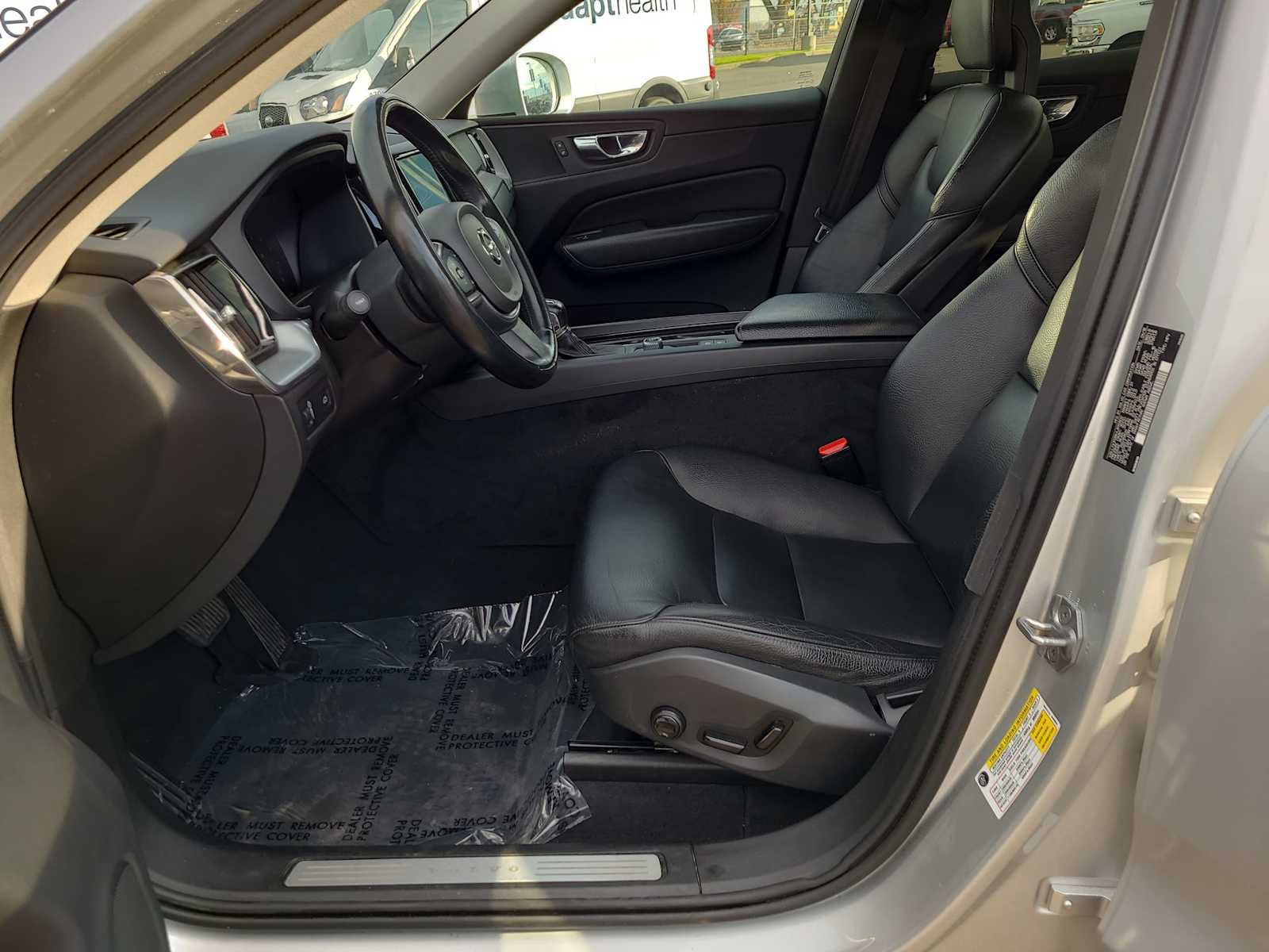 Thumbnail: 2018 Volvo XC60 - 19