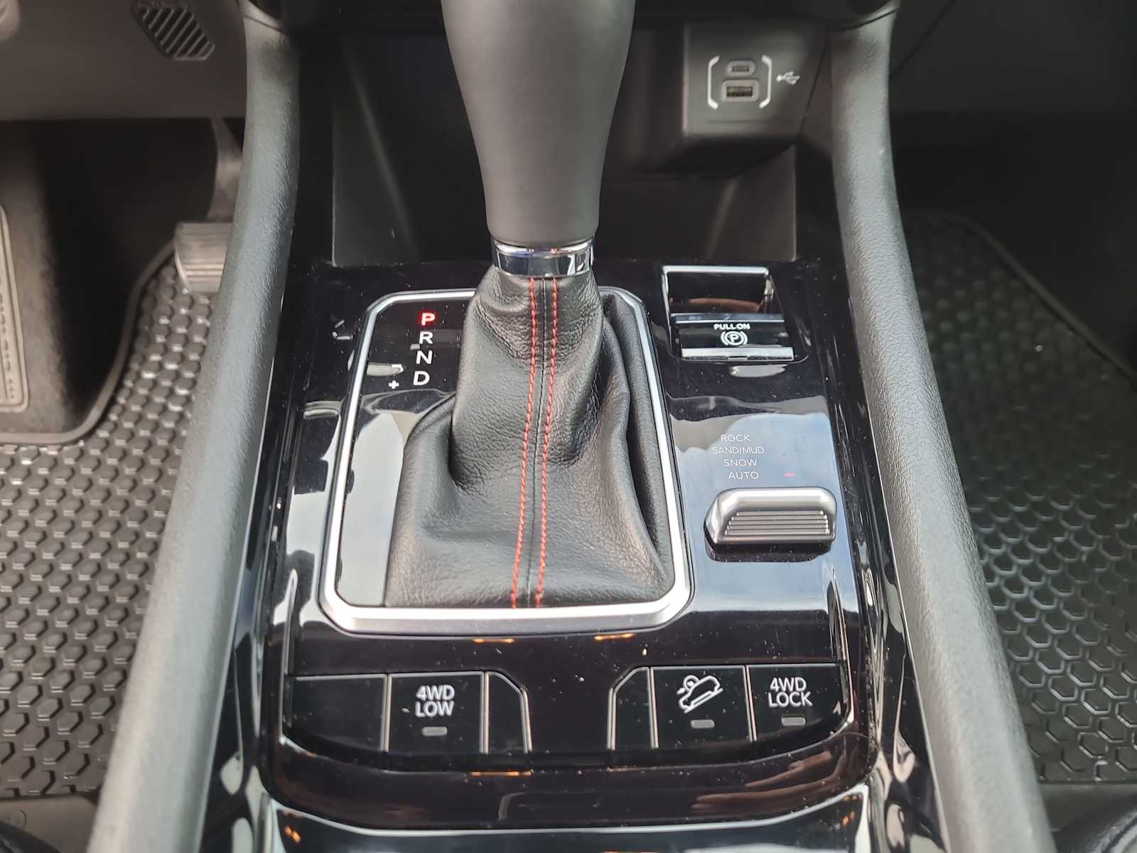 Thumbnail: 2024 Jeep Compass - 25