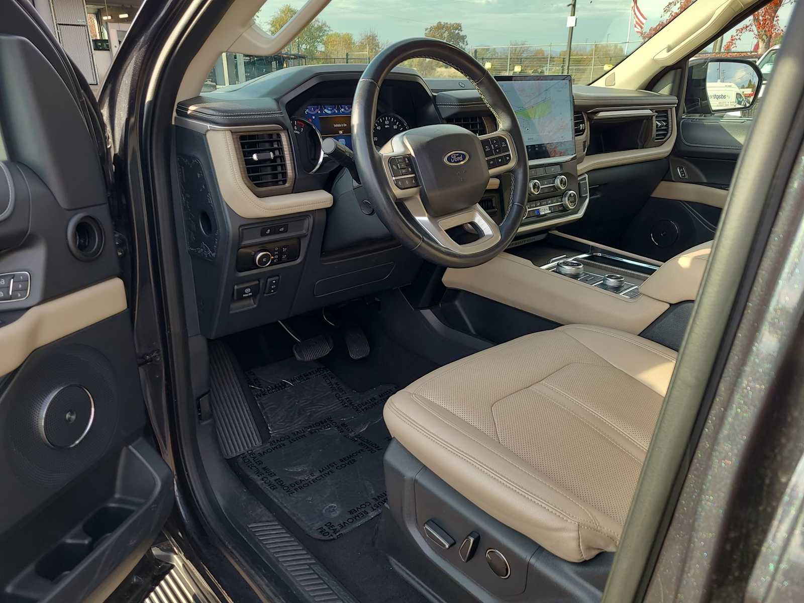 Thumbnail: 2024 Ford Expedition - 10