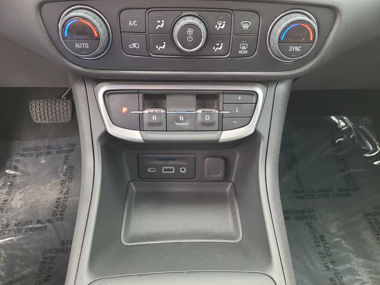 Thumbnail: 2024 GMC Terrain - 25