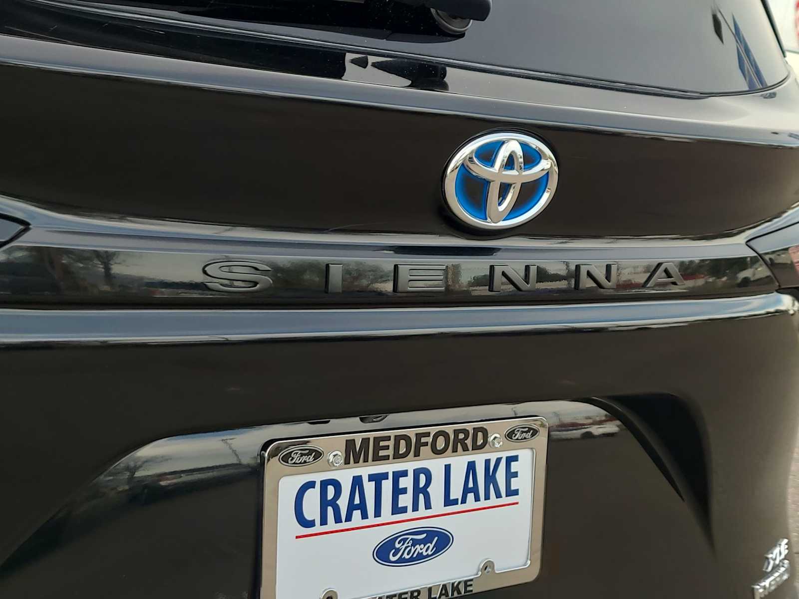 Thumbnail: 2024 Toyota Sienna - 15