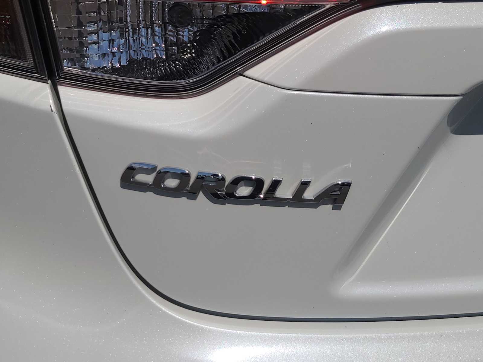 Thumbnail: 2021 Toyota Corolla - 15