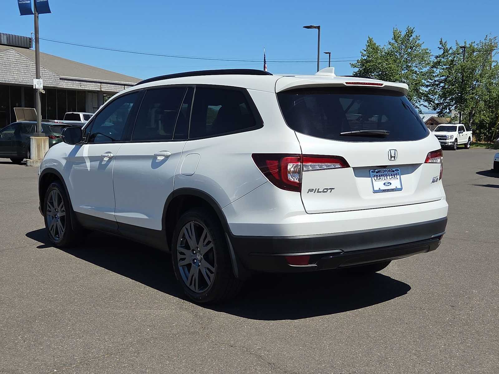 Thumbnail: 2022 Honda Pilot - 12