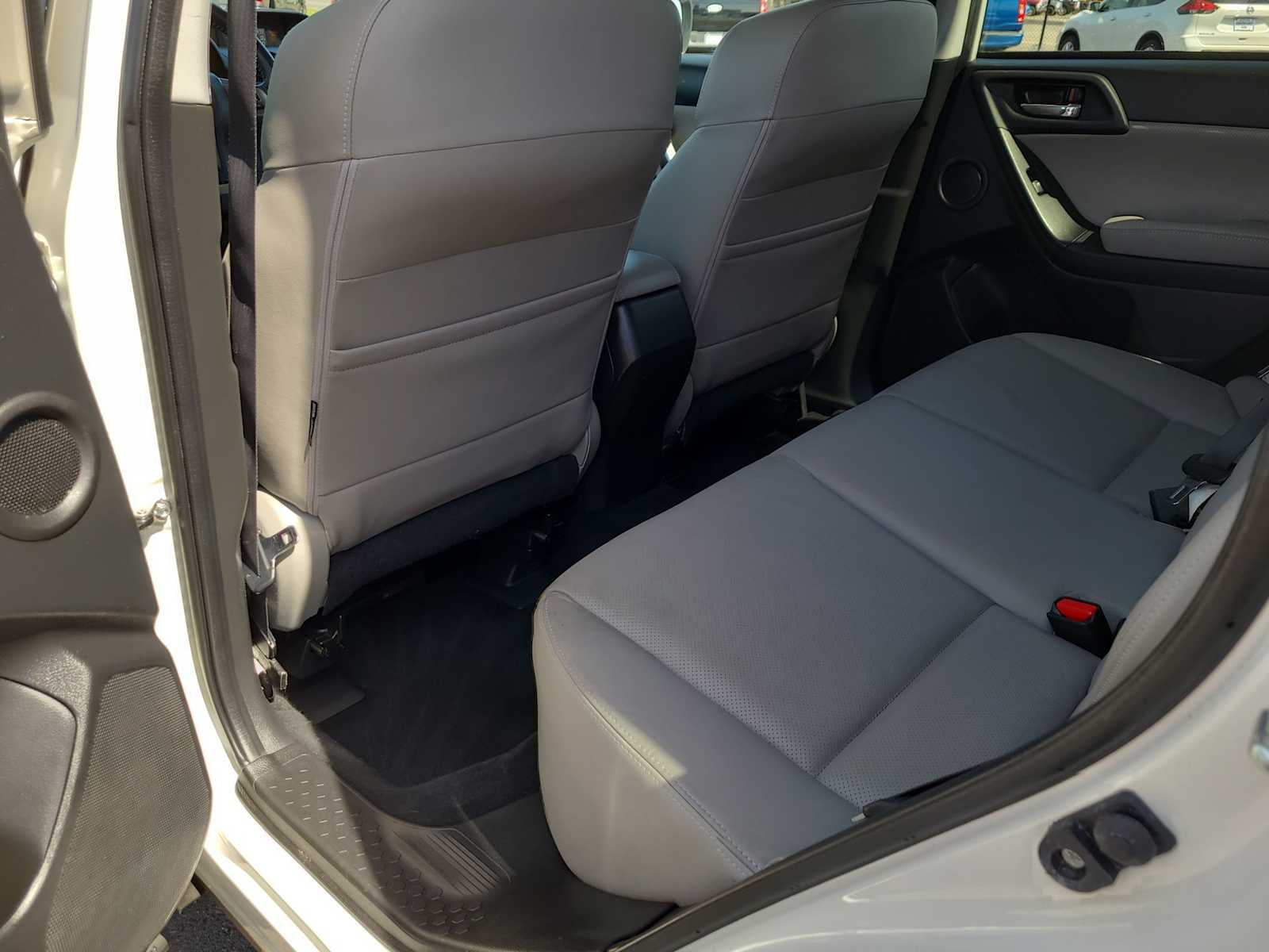 Thumbnail: 2015 Subaru Forester - 20