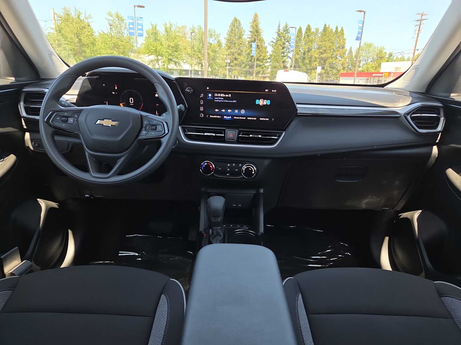 Thumbnail: 2026 Chevrolet TrailBlazer - 18