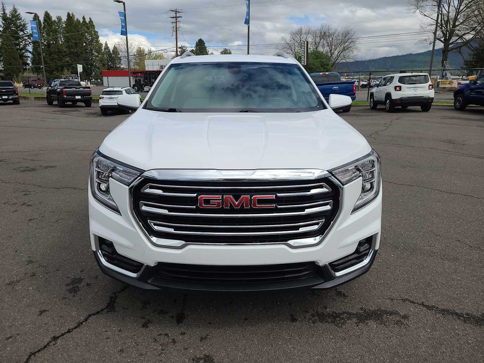 Thumbnail: 2024 GMC Terrain - 14