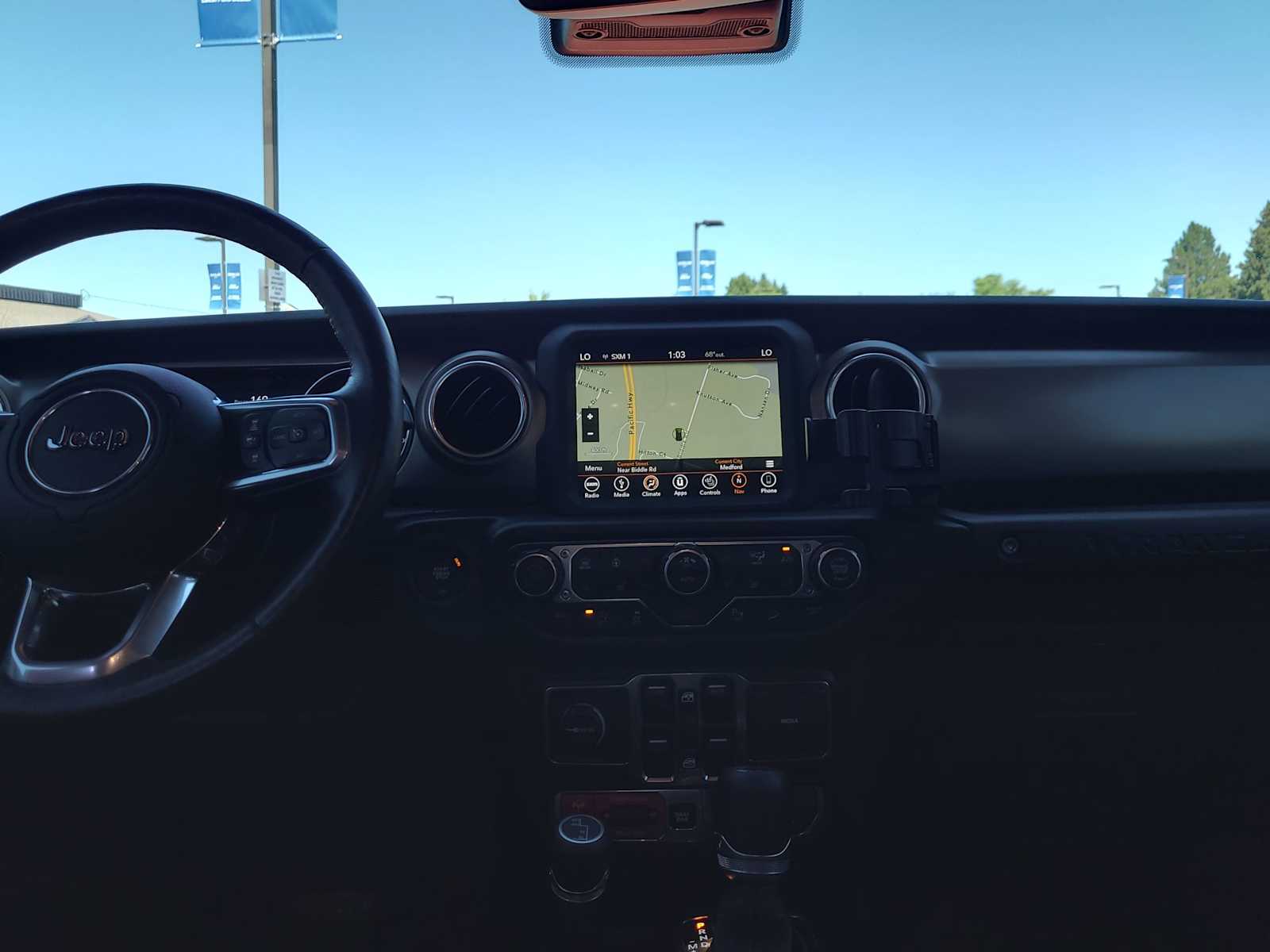 Thumbnail: 2019 Jeep Wrangler - 17