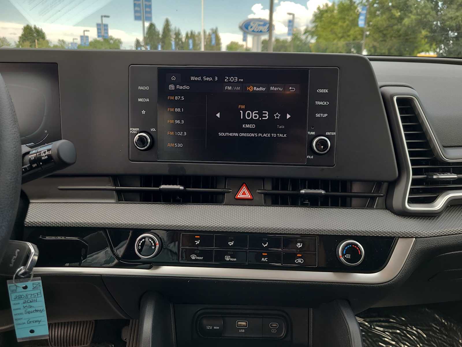 Thumbnail: 2024 Kia Sportage - 24