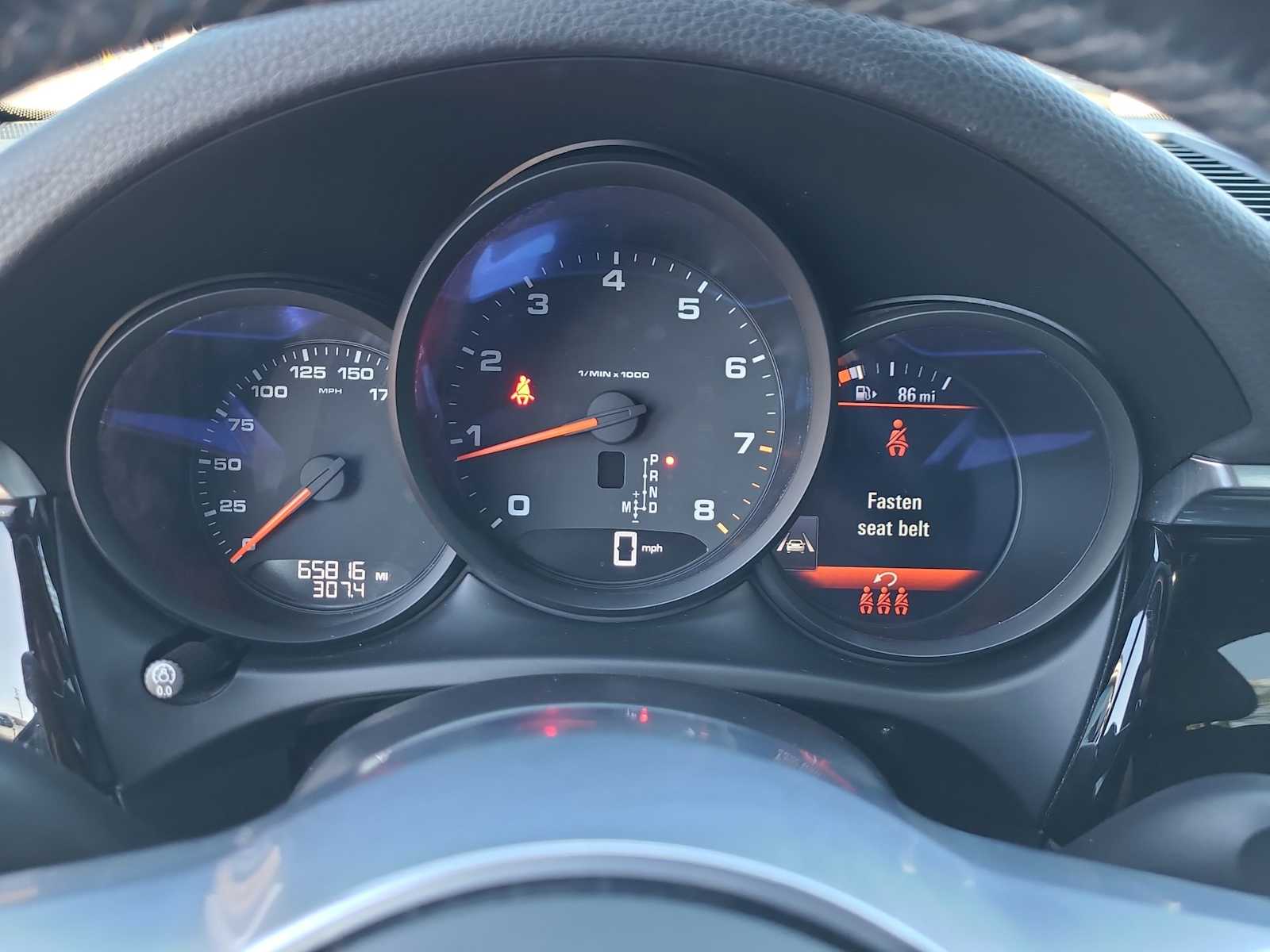 Thumbnail: 2021 Porsche Macan - 26