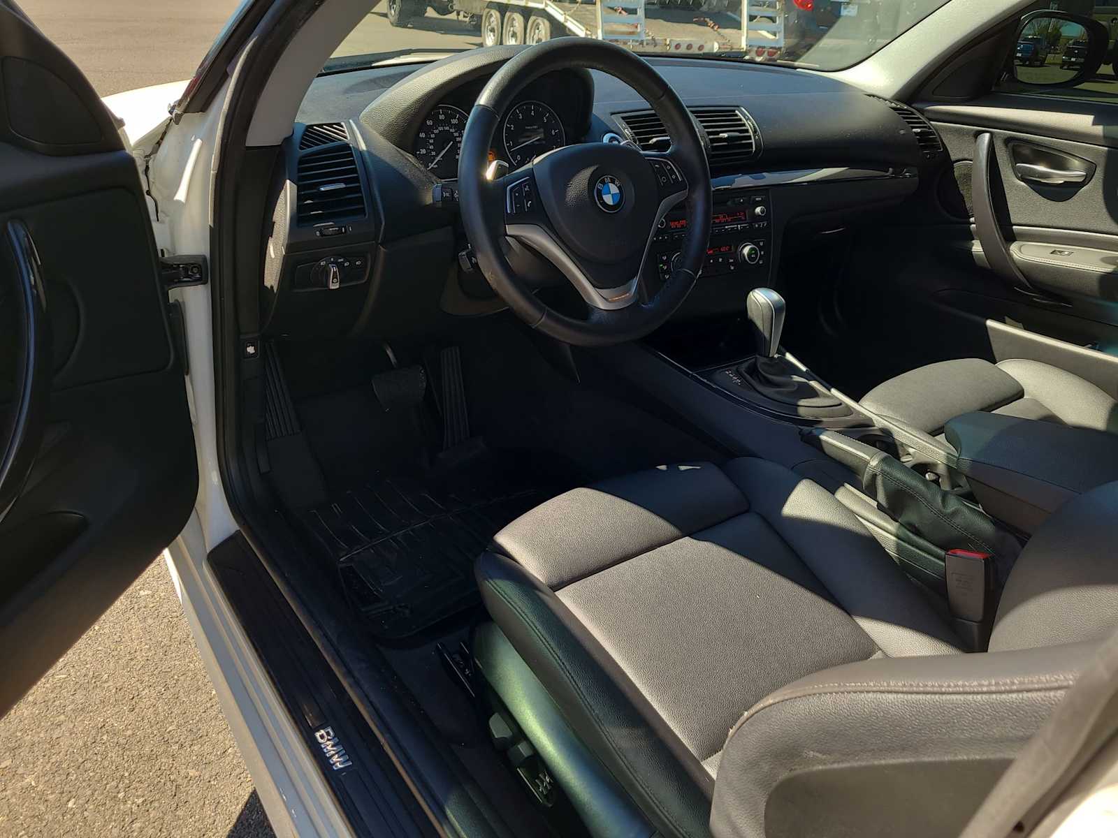 Thumbnail: 2012 BMW 1 Series - 10