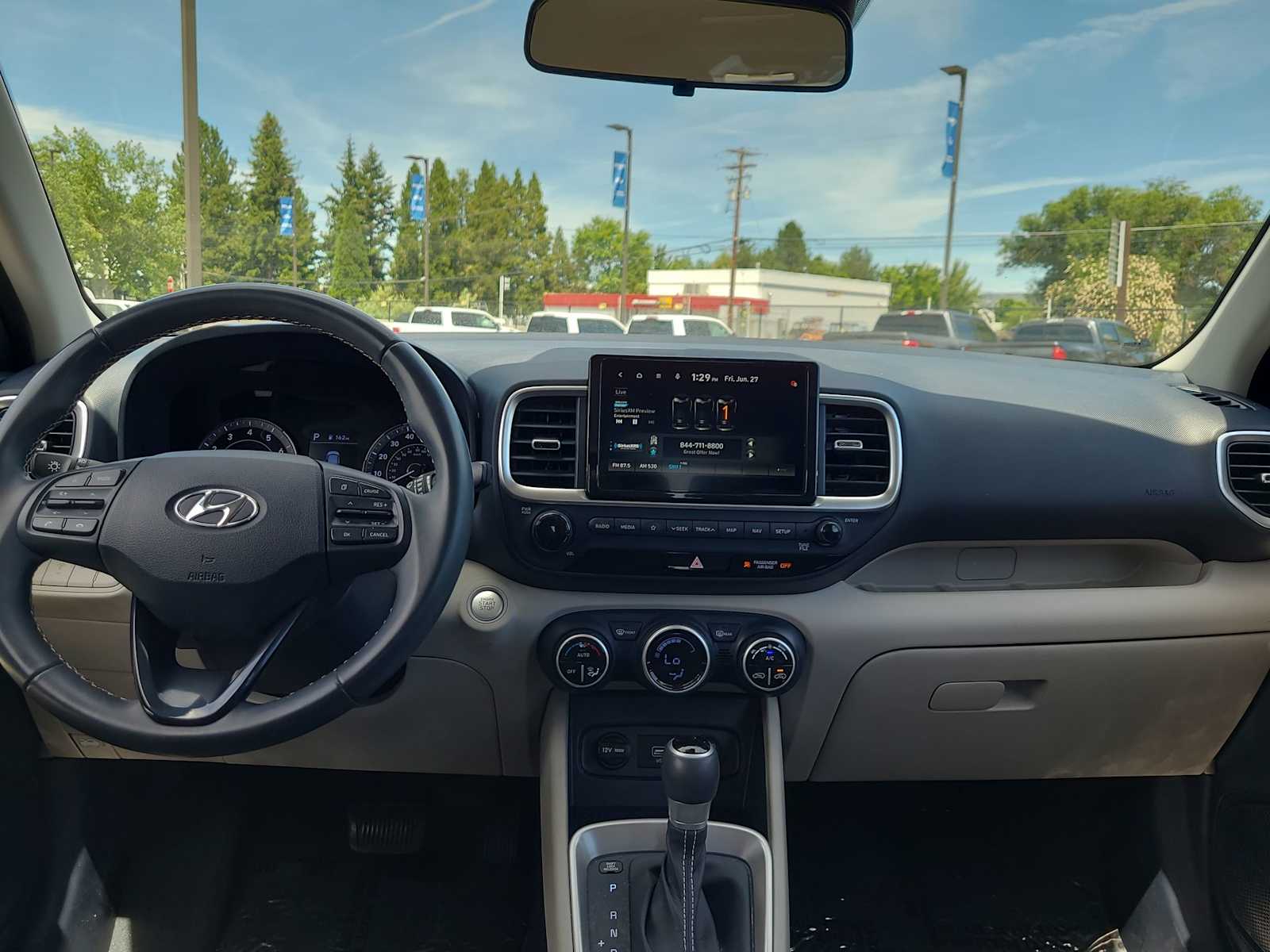 Thumbnail: 2021 Hyundai Venue - 18