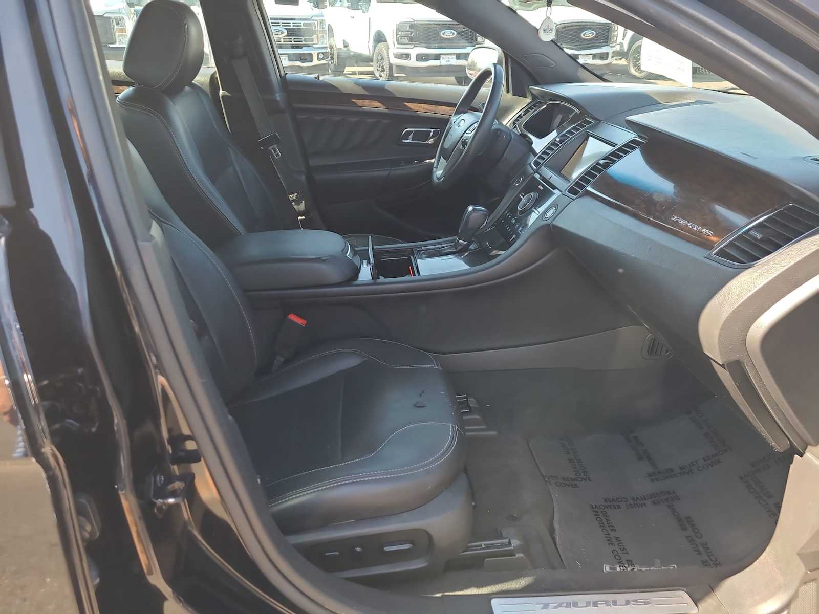Thumbnail: 2019 Ford Taurus - 22