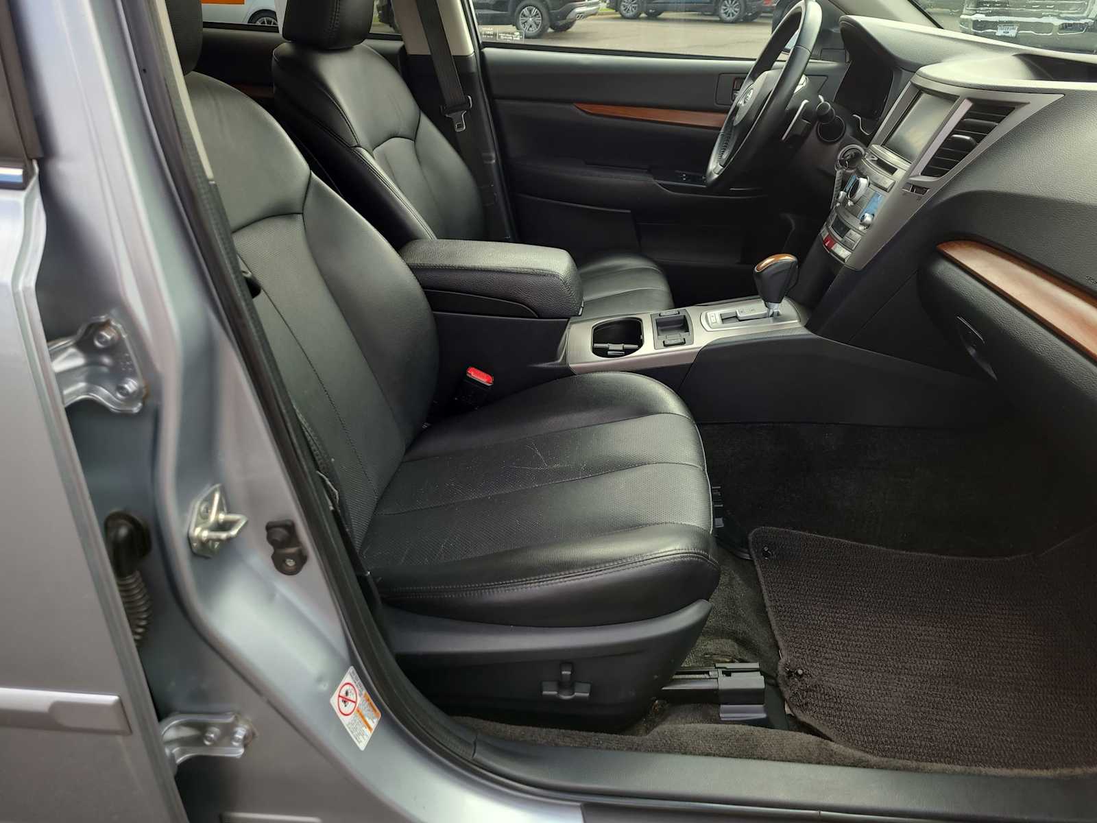 Thumbnail: 2013 Subaru Outback - 22