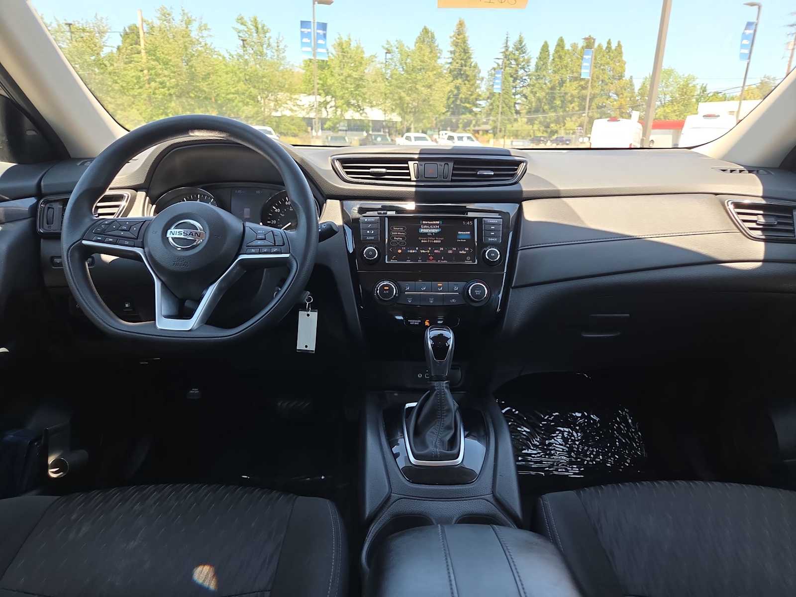 Thumbnail: 2020 Nissan Rogue - 18