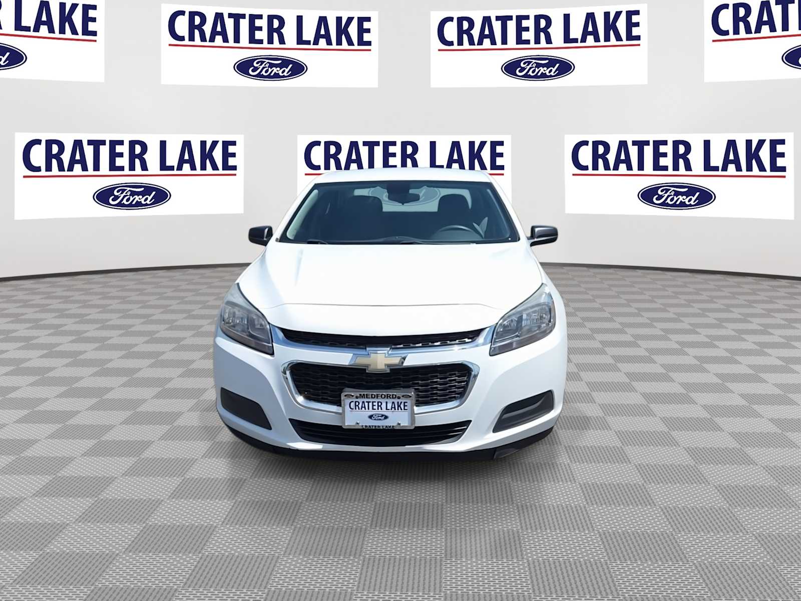 Thumbnail: 2015 Chevrolet Malibu - 3