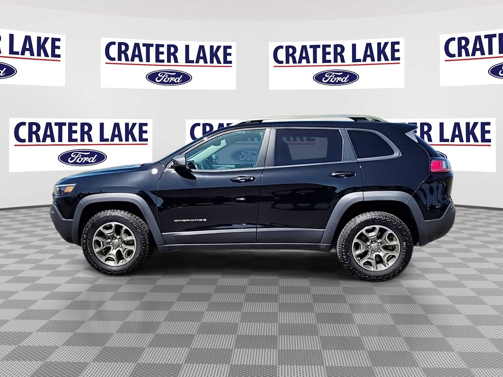 Thumbnail: 2020 Jeep Cherokee - 5