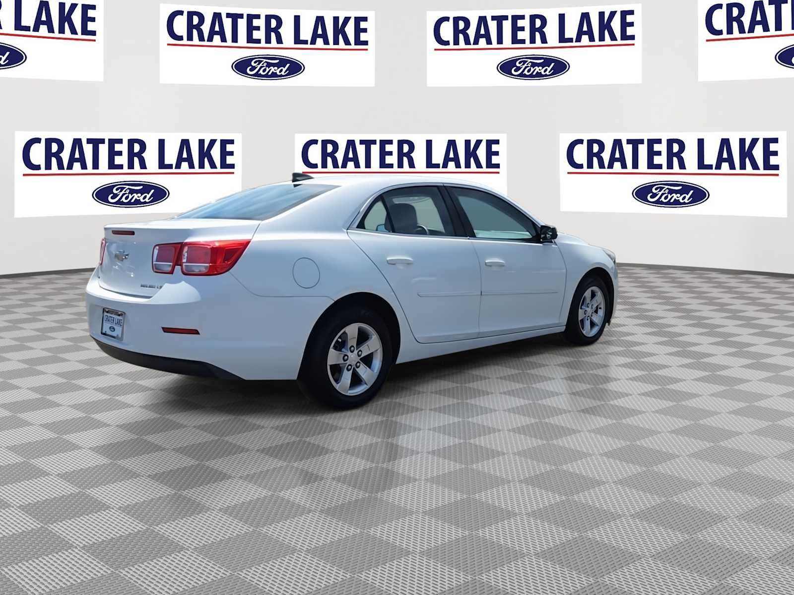 Thumbnail: 2015 Chevrolet Malibu - 8