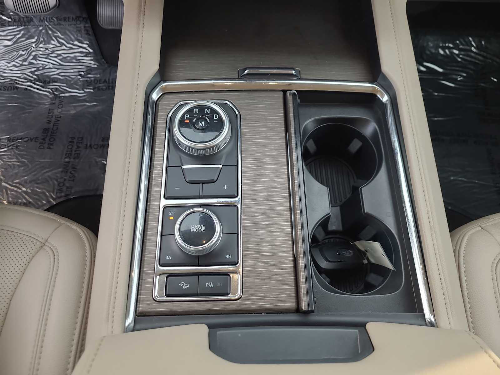 Thumbnail: 2024 Ford Expedition - 25