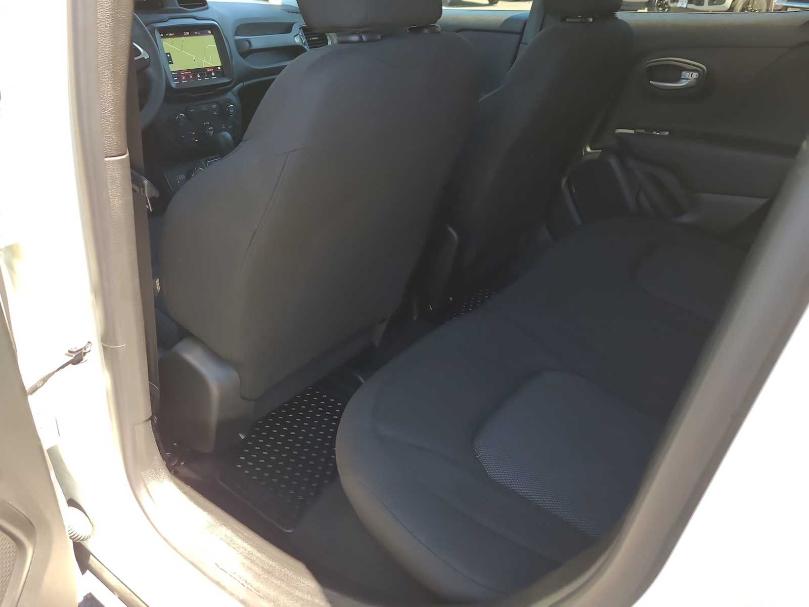 2023 Jeep Renegade Latitude 20