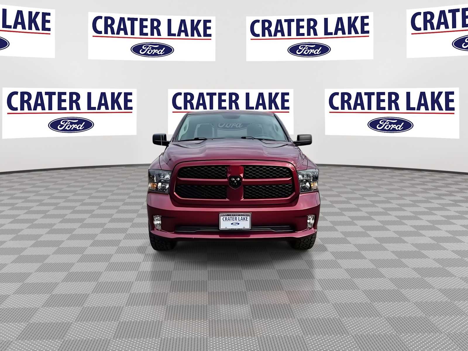 Thumbnail: 2019 RAM 1500 Classic - 3