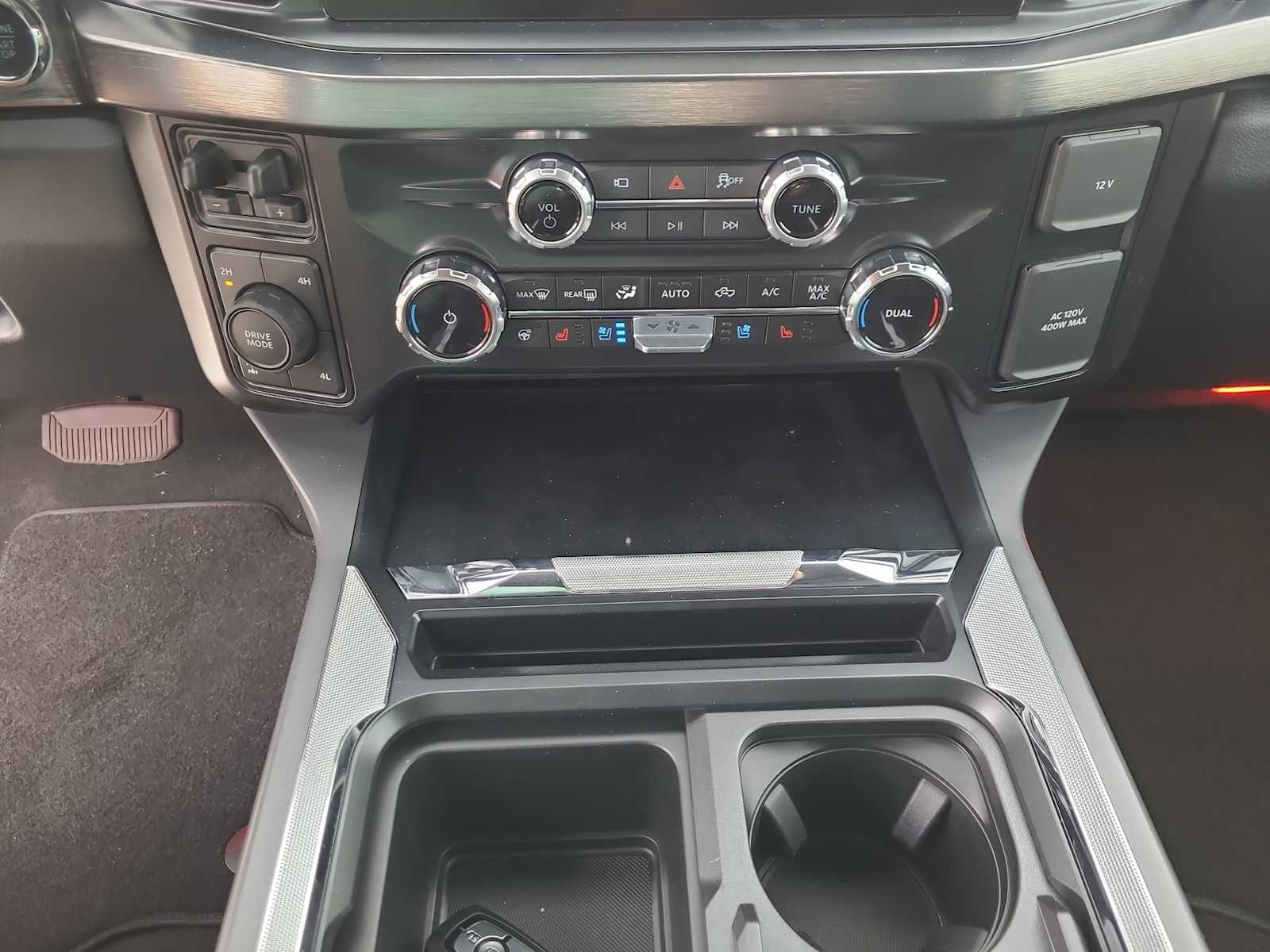 Thumbnail: 2025 Ford F-250 - 25