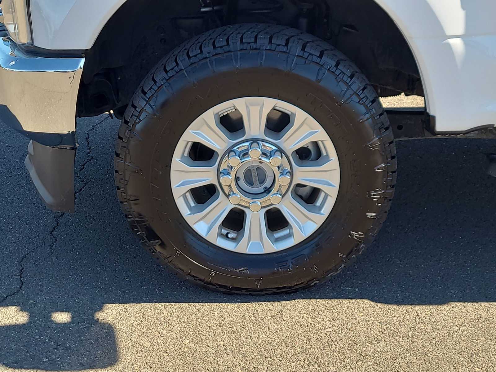 Thumbnail: 2020 Ford F-250 - 16