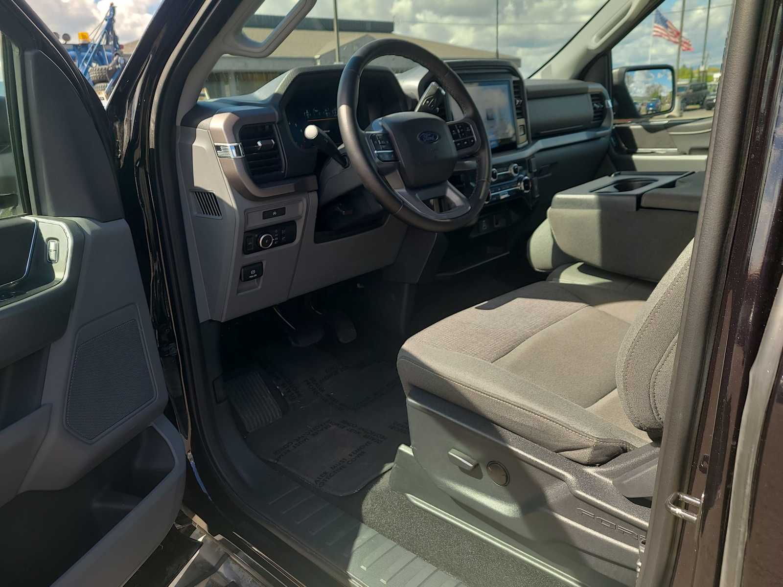 Thumbnail: 2025 Ford F-150 - 10