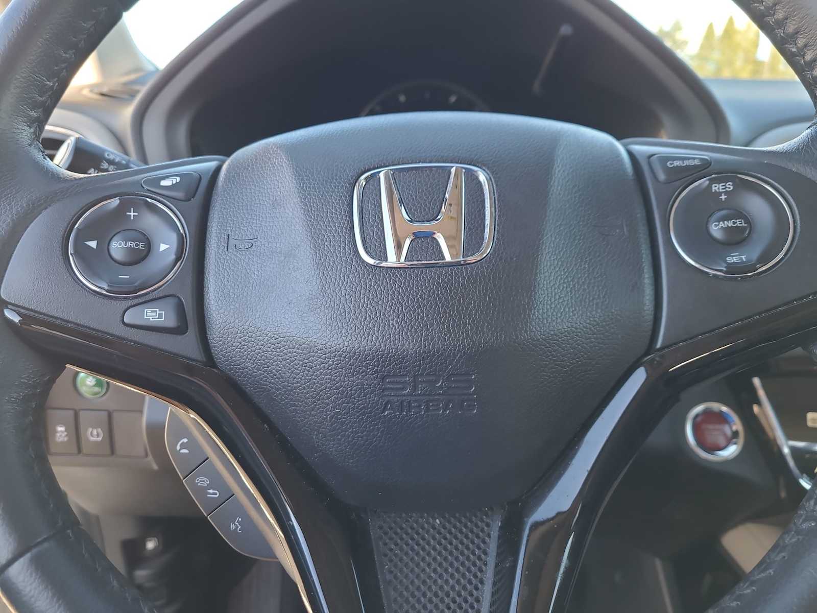 Thumbnail: 2017 Honda HR-V - 23
