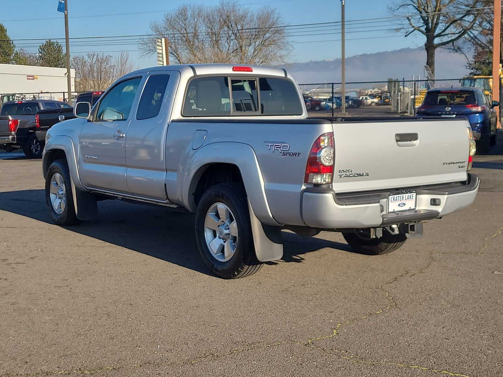 Thumbnail: 2011 Toyota Tacoma - 12