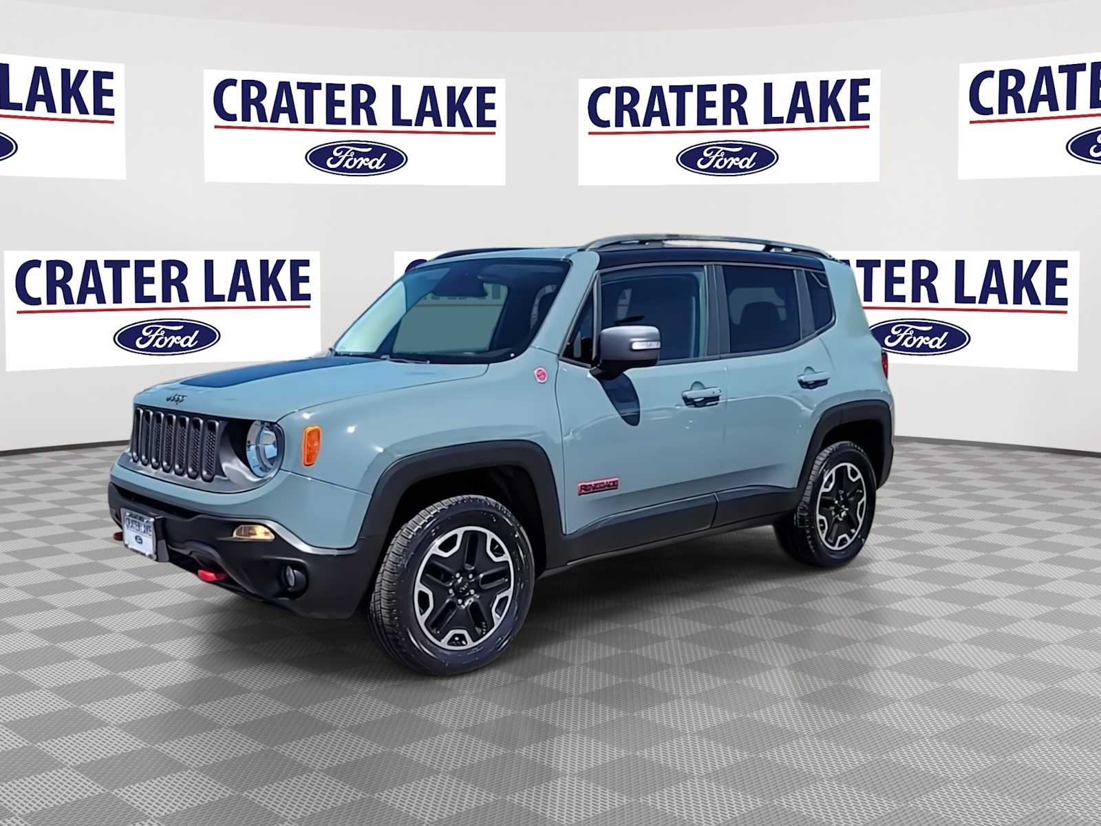 Thumbnail: 2017 Jeep Renegade - 4