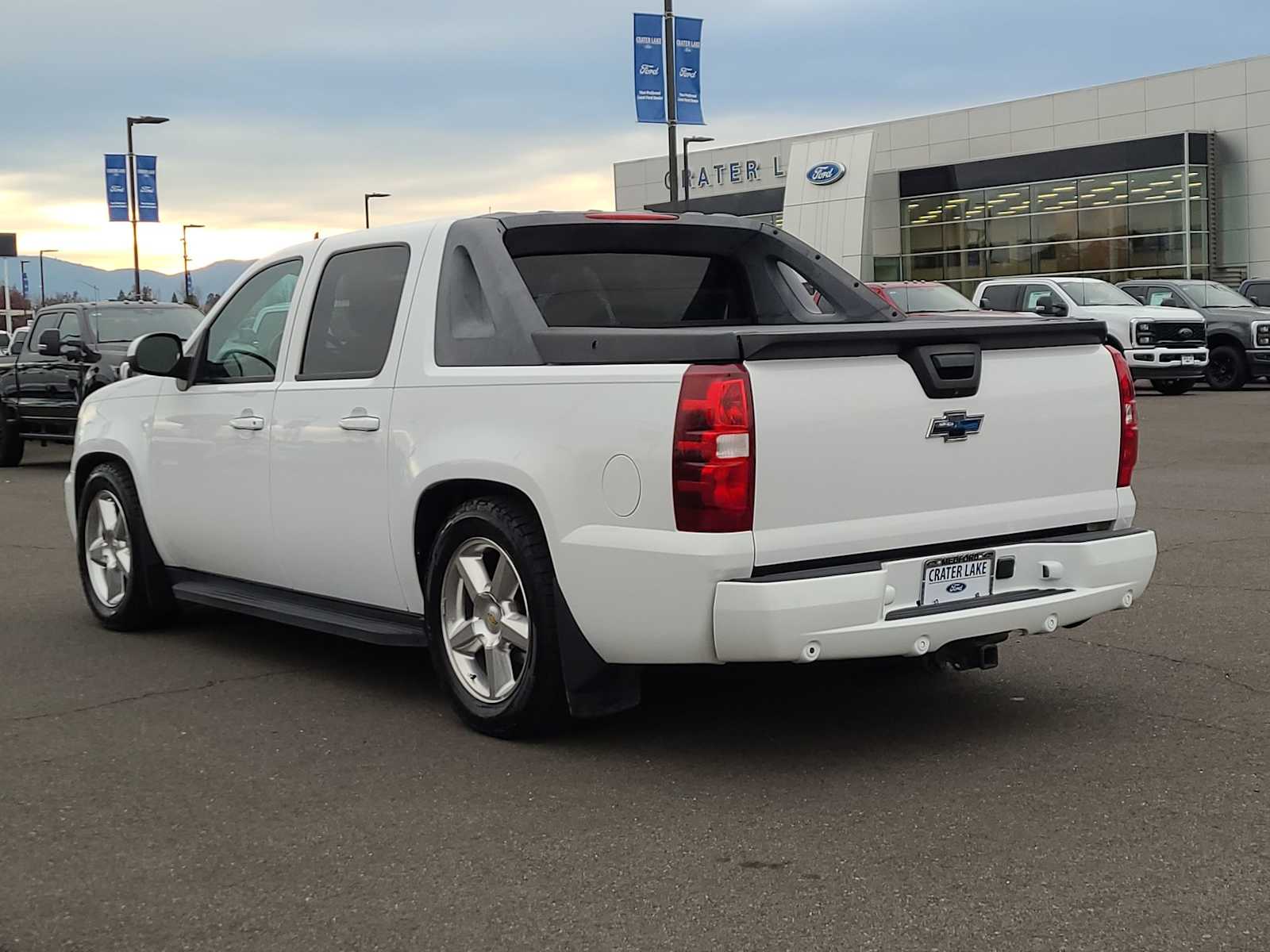 Thumbnail: 2010 Chevrolet Avalanche 1500 - 12