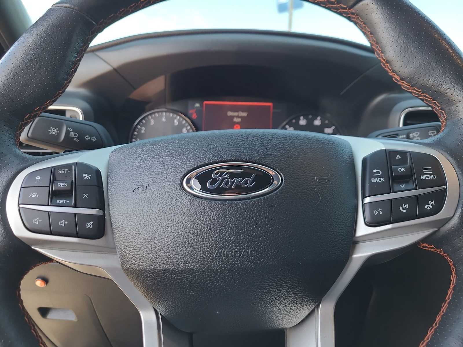 Thumbnail: 2022 Ford Explorer - 23