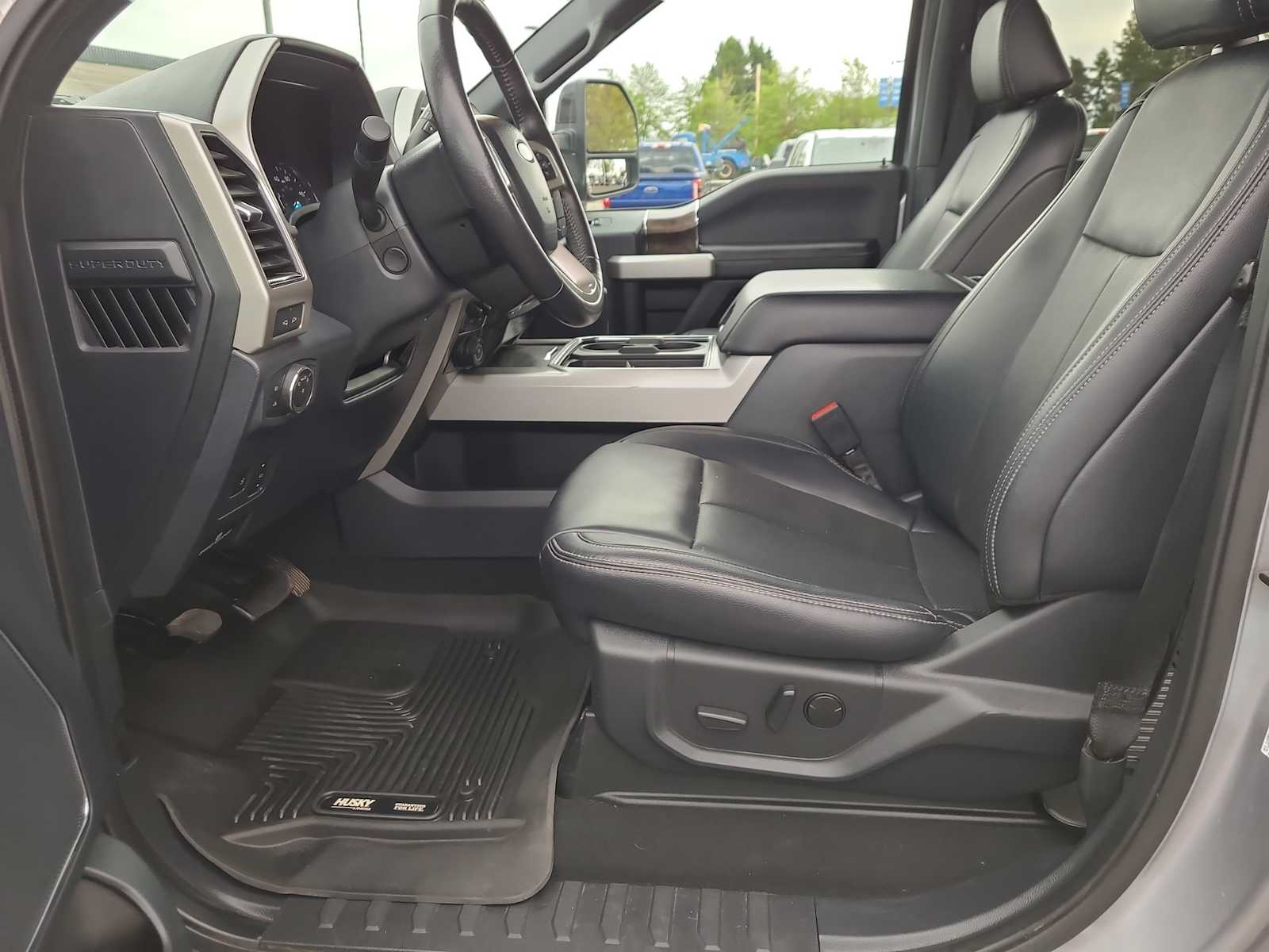 Thumbnail: 2022 Ford F-350 - 19