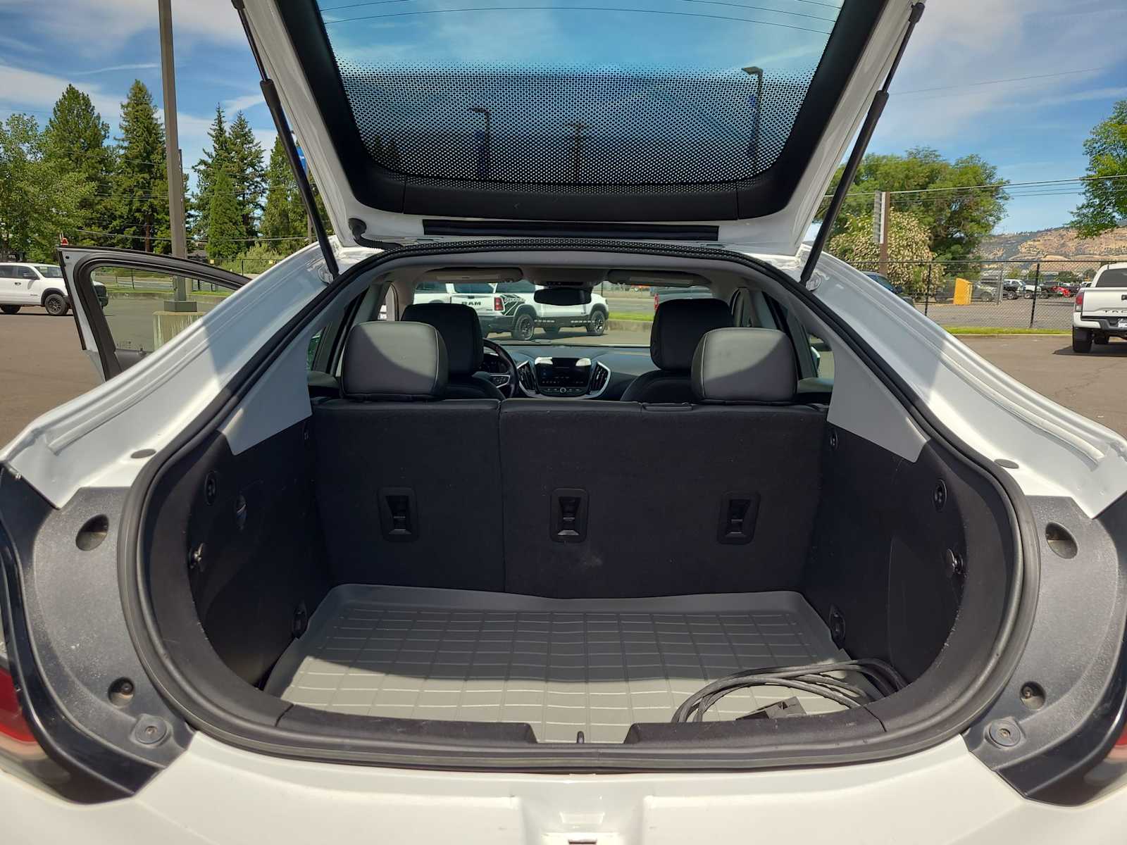 Thumbnail: 2019 Chevrolet Volt - 27