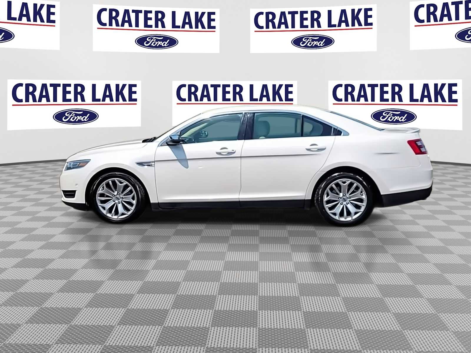 Thumbnail: 2018 Ford Taurus - 5