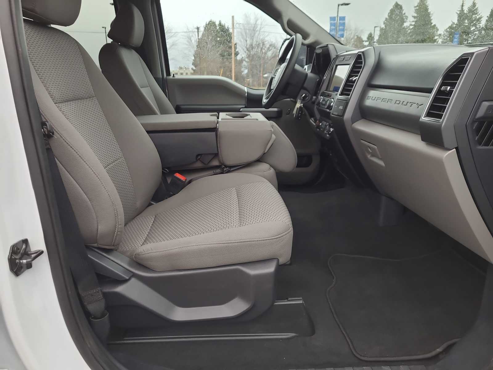 Thumbnail: 2022 Ford F-250 - 22